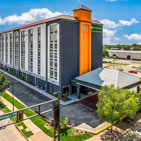 Wyndham Garden Wichita Downtown Hotel Kültér fotó