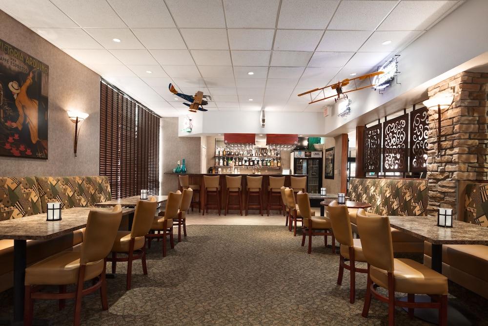 Wyndham Garden Wichita Downtown Hotel Kültér fotó