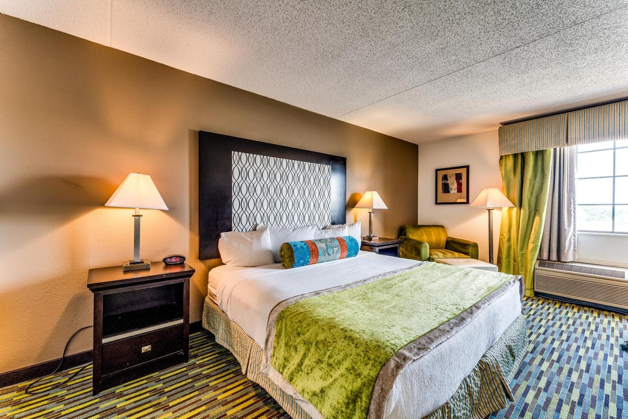 Wyndham Garden Wichita Downtown Hotel Kültér fotó