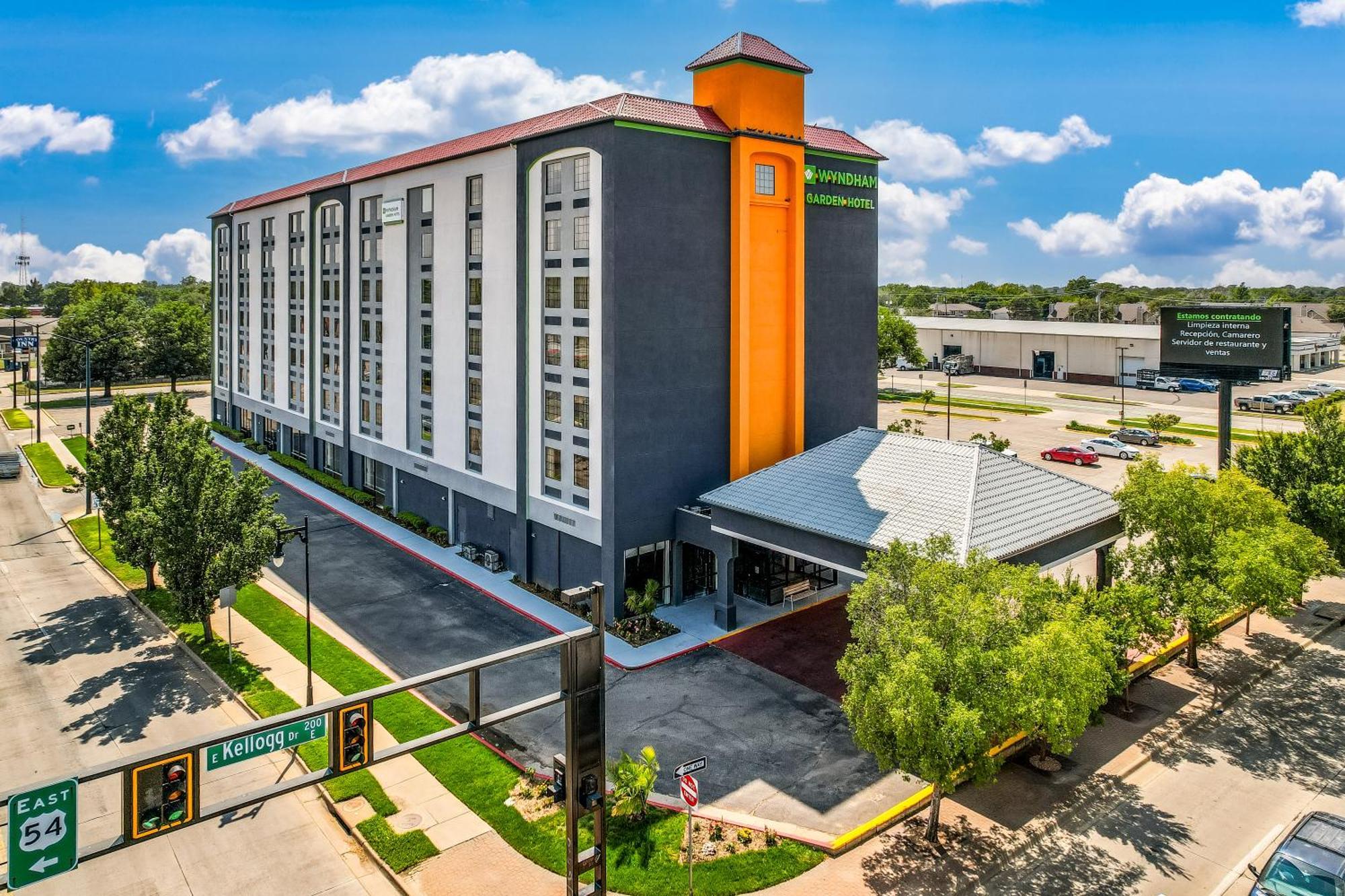 Wyndham Garden Wichita Downtown Hotel Kültér fotó