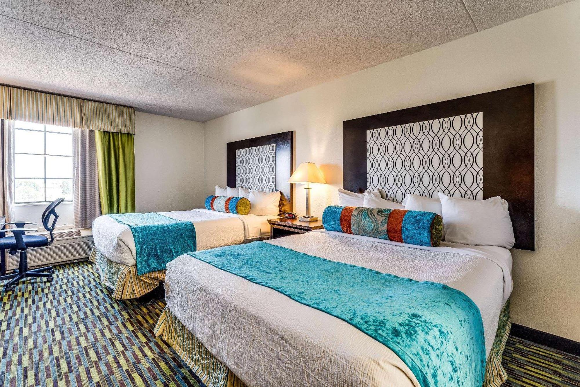 Wyndham Garden Wichita Downtown Hotel Kültér fotó